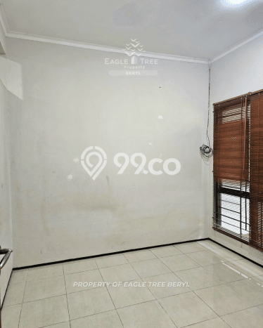 Rumah Luas Asri 3 KT Siap Huni di Bintaro Tangerang Selatan Rumah Luas Asri 3 KT Siap Huni di Bintaro Tangerang Selatan
