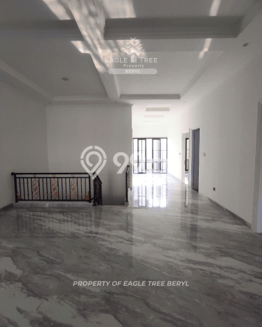 Rumah Mewah LB 350m2 Siap Huni Desain Elegan di Bintaro, Tangerang Selatan Rumah Mewah LB 350m2 Siap Huni Desain Elegan di Bintaro, Tangerang Selatan