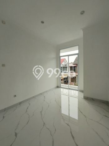 Rumah Luxury Modern Tanpa Renovasi di Bintaro Tangerang Selatan Rumah Luxury Modern Tanpa Renovasi di Bintaro Tangerang Selatan
