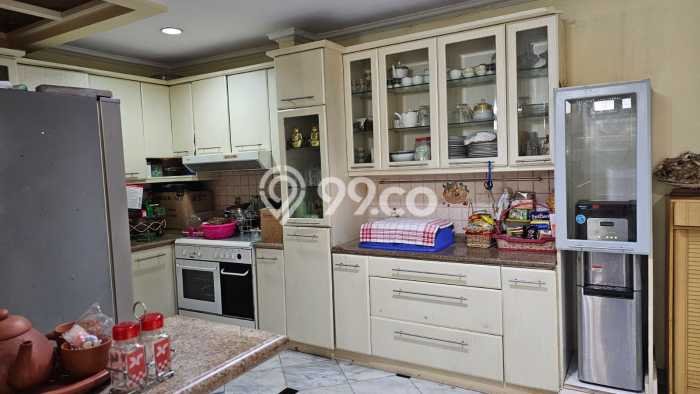 Hunian Elit LB 600m2 Siap Pakai Desain Elegan di Pondok Indah, Jakarta Selatan Hunian Elit LB 600m2 Siap Pakai Desain Elegan di Pondok Indah, Jakarta Selatan