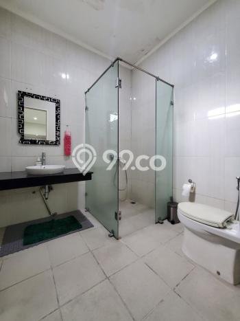 Hunian Mewah LB 213m2 Siap Huni Desain Elegan di Bintaro, Tangerang Selatan Hunian Mewah LB 213m2 Siap Huni Desain Elegan di Bintaro, Tangerang Selatan