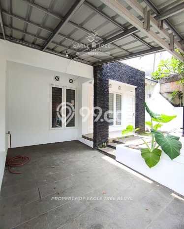 For Sale Hunian Rumah Terawat 2 KT di Bintaro, Tangerang Selatan For Sale Hunian Rumah Terawat 2 KT di Bintaro, Tangerang Selatan