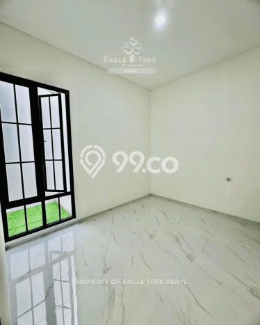 Rumah Modern 4 KT di BSD City Tangerang Semi Furnished Rumah Modern 4 KT di BSD City Tangerang Semi Furnished