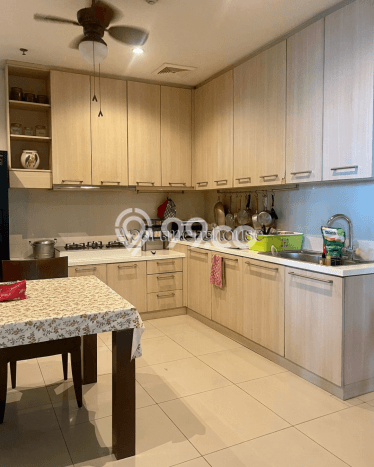 Dijual Cepat Apartemen Eksklusif 4 Kamar di Kebayoran Baru, Jakarta Selatan Dijual Cepat Apartemen Eksklusif 4 Kamar di Kebayoran Baru, Jakarta Selatan