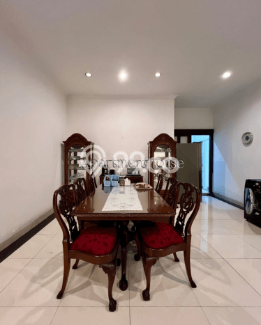 Hunian Mewah LB 219m2 Siap Huni Desain Elegan di Pondok Indah, Jakarta Selatan Hunian Mewah LB 219m2 Siap Huni Desain Elegan di Pondok Indah, Jakarta Selatan