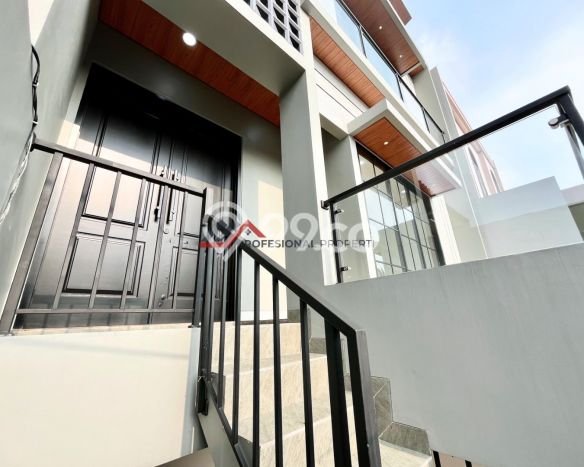 Dijual Hunian Mewah dengan Fasilitas Sekitar Komplit di Cilandak, Jakarta Selatan Dijual Hunian Mewah dengan Fasilitas Sekitar Komplit di Cilandak, Jakarta Selatan