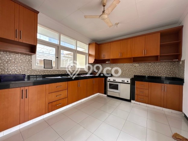 Rumah Kontrakan Jakarta Selatan LT 954m2 LB 388m2 Area Ampera Rumah Kontrakan Jakarta Selatan LT 954m2 LB 388m2 Area Ampera