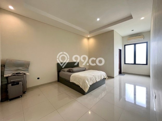 Rumah Mewah LB 320m2 Siap Huni Desain Elegan di Cipete, Jakarta Selatan Rumah Mewah LB 320m2 Siap Huni Desain Elegan di Cipete, Jakarta Selatan