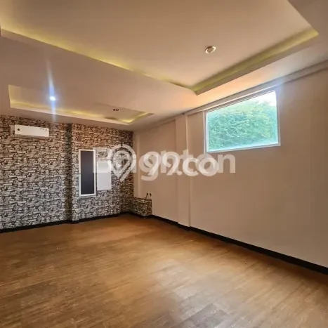 For Rent Ruko Kawasan pekunden, Luas 300m², Lokasi Komersial For Rent Ruko Kawasan pekunden, Luas 300m², Lokasi Komersial