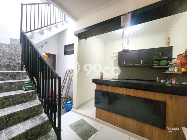 For Sale Rumah 4 Kamar Lokasi Ideal Bagus dan Strategis di Denpasar Timur For Sale Rumah 4 Kamar Lokasi Ideal Bagus dan Strategis di Denpasar Timur