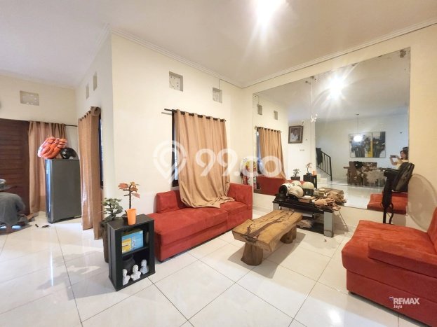 For Sale Rumah 4 Kamar Lokasi Ideal Bagus dan Strategis di Denpasar Timur For Sale Rumah 4 Kamar Lokasi Ideal Bagus dan Strategis di Denpasar Timur
