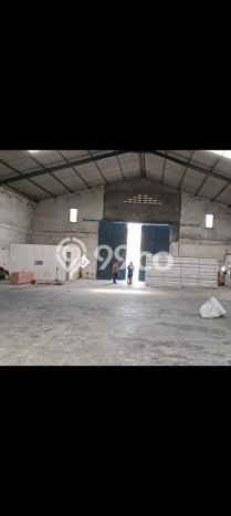 Unit Gudang Disewakan di Dadap di Area Ramai & Strategis Unit Gudang Disewakan di Dadap di Area Ramai & Strategis