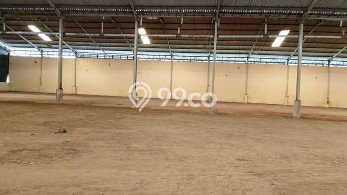 Unit Gudang Disewakan di Pasar Kemis di Area Ramai & Strategis Unit Gudang Disewakan di Pasar Kemis di Area Ramai & Strategis