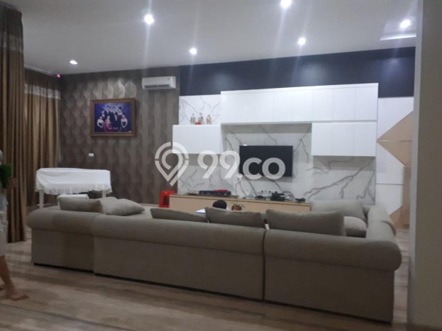 Jual Rumah Mewah Megah Dengan View Cantik di Pantai Indah Kapuk, Jakarta Utara Jual Rumah Mewah Megah Dengan View Cantik di Pantai Indah Kapuk, Jakarta Utara