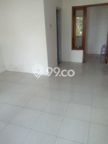 HARGA SPECIAL! Rumah Asri lokasi , Luas 154m2m² LB 100m2m² HARGA SPECIAL! Rumah Asri lokasi , Luas 154m2m² LB 100m2m²