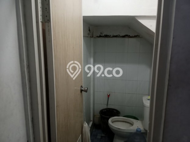 Ruko Dijual di Jebres LT 114m2, LB 200m2 untuk Investasi Ruko Dijual di Jebres LT 114m2, LB 200m2 untuk Investasi