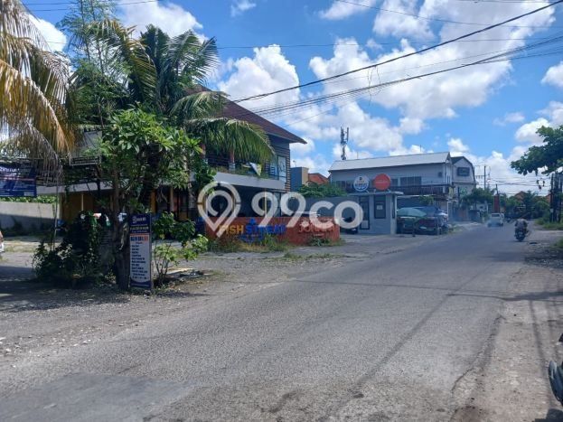Komersial Dijual Lokasi Emas di Denpasar Barat Luas 300m2 Komersial Dijual Lokasi Emas di Denpasar Barat Luas 300m2