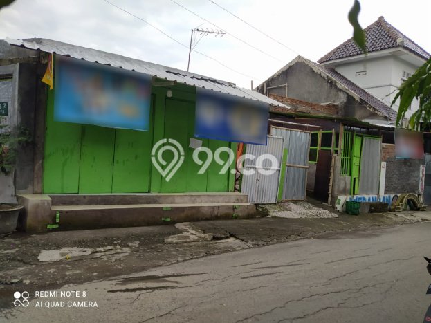 Jual Rumah Strategis Bagus Punya 5 KT di Banjarsari Surakarta - Jual Rumah Strategis Bagus Punya 5 KT di Banjarsari Surakarta -