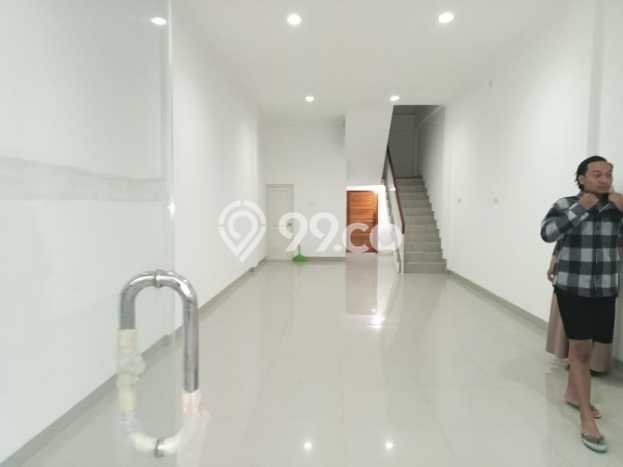 Ruko Paling Dicari LB 189m2 Dijual di Pasar Kliwon Ruko Paling Dicari LB 189m2 Dijual di Pasar Kliwon