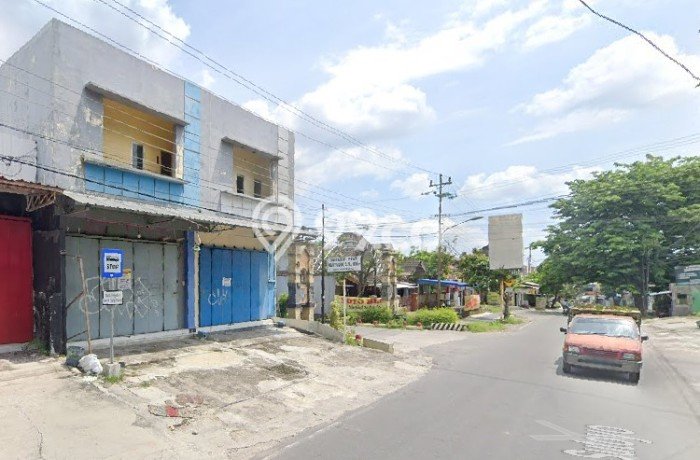 Unit Ruko disewakan di Jebres Surakarta dengan LT 50m2 / LB 100m2 Unit Ruko disewakan di Jebres Surakarta dengan LT 50m2 / LB 100m2