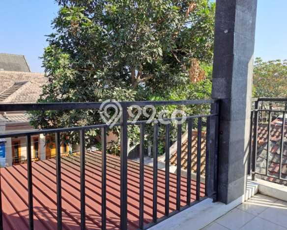 Rumah Modern 4 KT di Malang Kota Malang Semi Furnished Rumah Modern 4 KT di Malang Kota Malang Semi Furnished