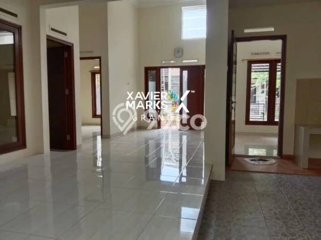 Rumah Disewakan Malang LT 129m2 LB 85m2 Area Villa Puncak Tidar Rumah Disewakan Malang LT 129m2 LB 85m2 Area Villa Puncak Tidar