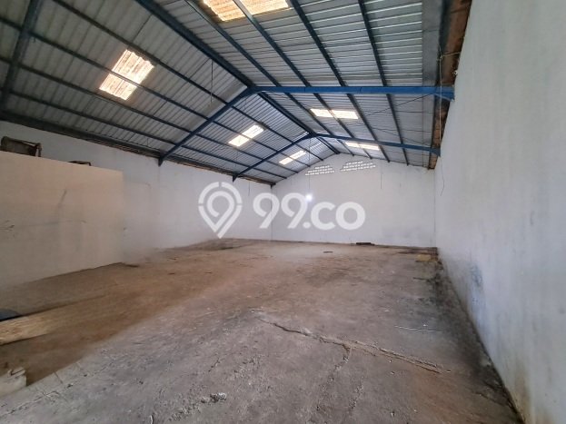 Unit Gudang Dijual di Malang LT 300m2 & LB 290m2 Unit Gudang Dijual di Malang LT 300m2 & LB 290m2