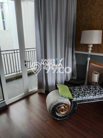 For Sale! Luxury House LT 240m2 Desain Elegan di Araya For Sale! Luxury House LT 240m2 Desain Elegan di Araya