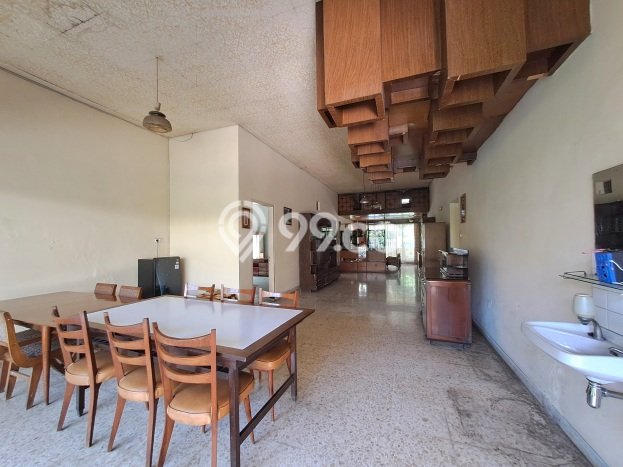 Hunian Eksklusif Siap Huni LT 651m2 di Klojen, Malang Hunian Eksklusif Siap Huni LT 651m2 di Klojen, Malang
