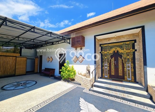FOR SALE! Vila di , Area 1390m2m², Posisi Strategis FOR SALE! Vila di , Area 1390m2m², Posisi Strategis