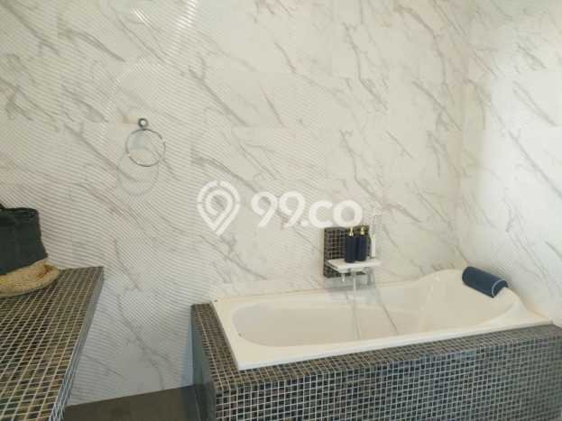 Tempat Ideal! Vila Kawasan , Luas 2100m2m², Kondisi Terbaik Tempat Ideal! Vila Kawasan , Luas 2100m2m², Kondisi Terbaik