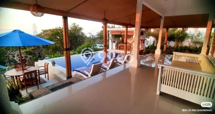 Ready to Use! Luxury House LT 750m2 Desain Modern di Temukus Ready to Use! Luxury House LT 750m2 Desain Modern di Temukus