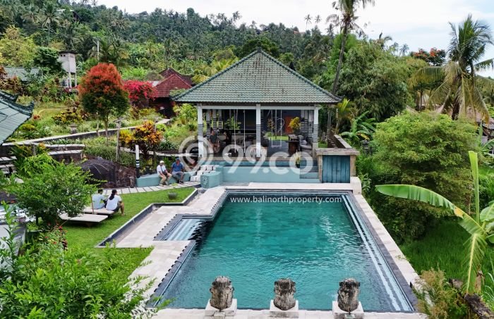 Vila Strategis di , Ukuran 3000m2m², Lingkungan Asri untuk Anda Vila Strategis di , Ukuran 3000m2m², Lingkungan Asri untuk Anda