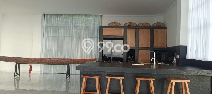 Tempat Ideal! Vila Kawasan , Luas 2100m2m², Kondisi Terbaik Tempat Ideal! Vila Kawasan , Luas 2100m2m², Kondisi Terbaik