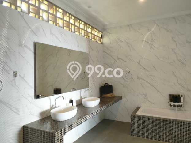 Tempat Ideal! Vila Kawasan , Luas 2100m2m², Kondisi Terbaik Tempat Ideal! Vila Kawasan , Luas 2100m2m², Kondisi Terbaik