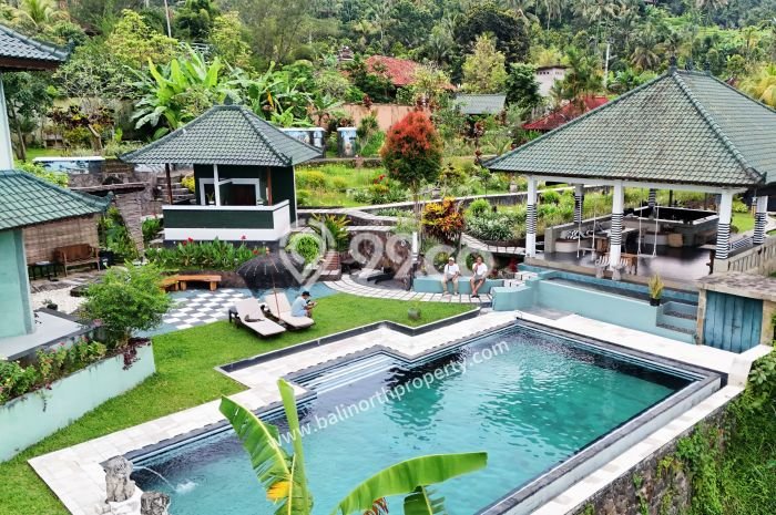 Vila Strategis di , Ukuran 3000m2m², Lingkungan Asri untuk Anda Vila Strategis di , Ukuran 3000m2m², Lingkungan Asri untuk Anda
