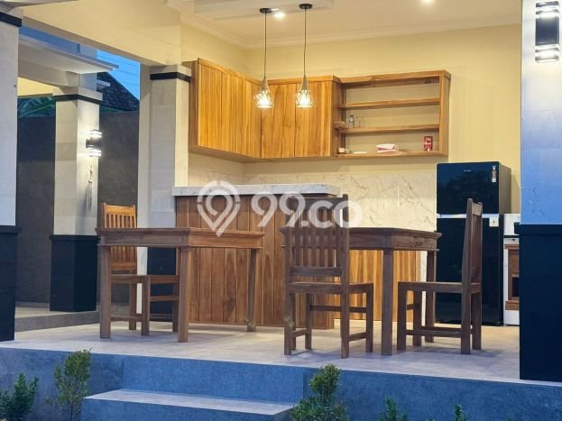 Rumah Modern 2 Kamar LT 200m2 di Lovina Rumah Modern 2 Kamar LT 200m2 di Lovina