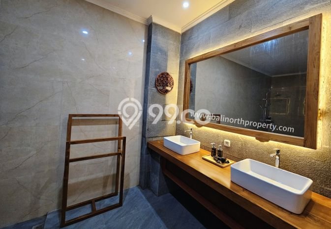 Tempat Ideal! Vila Kawasan , Luas 2100m2m², Kondisi Terbaik Tempat Ideal! Vila Kawasan , Luas 2100m2m², Kondisi Terbaik