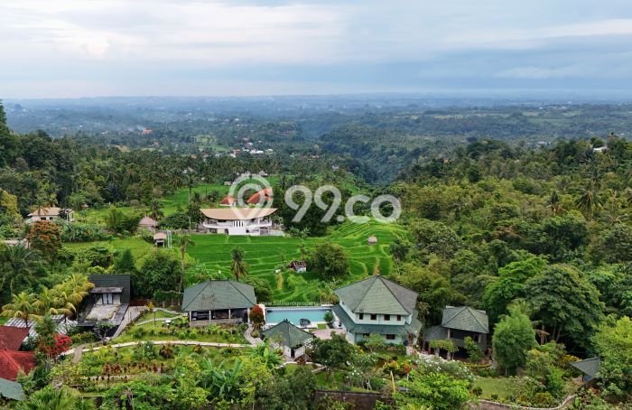 Vila Strategis di , Ukuran 3000m2m², Lingkungan Asri untuk Anda Vila Strategis di , Ukuran 3000m2m², Lingkungan Asri untuk Anda