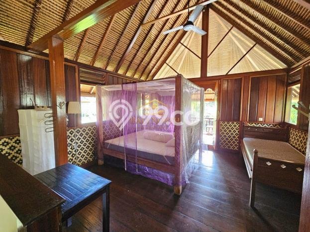 For Sale! Vila Kawasan , Dimensi 3300m2m², Posisi Premium For Sale! Vila Kawasan , Dimensi 3300m2m², Posisi Premium