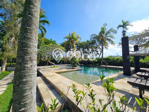 For Sale! Vila Kawasan , Dimensi 3300m2m², Posisi Premium For Sale! Vila Kawasan , Dimensi 3300m2m², Posisi Premium