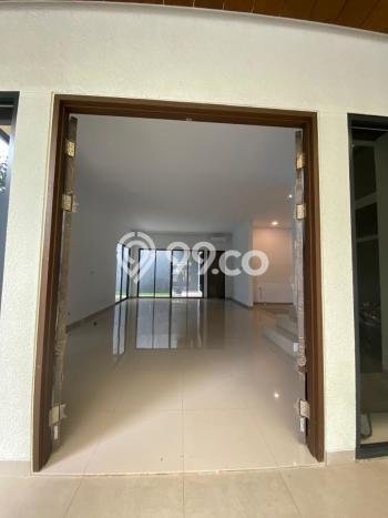 Rumah Elit Modern Siap Huni di Bintaro Tangerang Selatan Rumah Elit Modern Siap Huni di Bintaro Tangerang Selatan