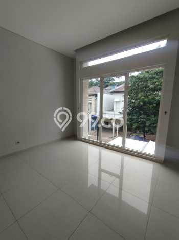 BEST PRICE! Rumah kawasan , Akses ke Fasilitas, 2 KT, Luas 162m2m² Bangunan 153m2m² BEST PRICE! Rumah kawasan , Akses ke Fasilitas, 2 KT, Luas 162m2m² Bangunan 153m2m²