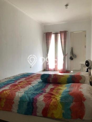 Hunian Mewah Siap Huni LT 164m2 di BSD, Tangerang Selatan Hunian Mewah Siap Huni LT 164m2 di BSD, Tangerang Selatan