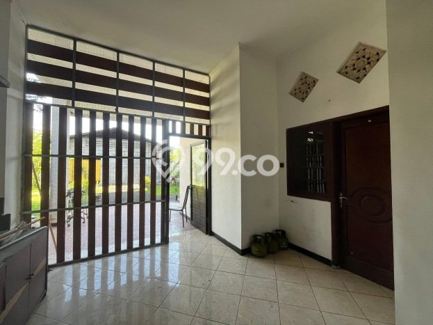 Dijual Ruko Area Komersial di Denpasar Barat, Luas 418m², Jalan Utama Dijual Ruko Area Komersial di Denpasar Barat, Luas 418m², Jalan Utama