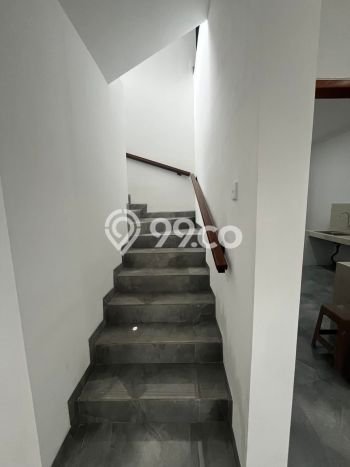 Rumah Luxury Modern Tanpa Renovasi di Renon Denpasar Rumah Luxury Modern Tanpa Renovasi di Renon Denpasar