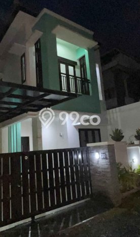 Rumah Modern 3 Kamar LT 114m2 di Renon Rumah Modern 3 Kamar LT 114m2 di Renon