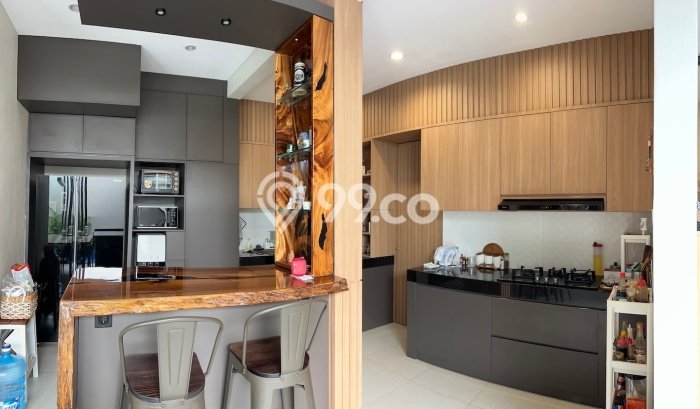 Vila Kawasan Kediri, Ukuran 250m2m², Lingkungan Tenang untuk tempat tinggal Vila Kawasan Kediri, Ukuran 250m2m², Lingkungan Tenang untuk tempat tinggal