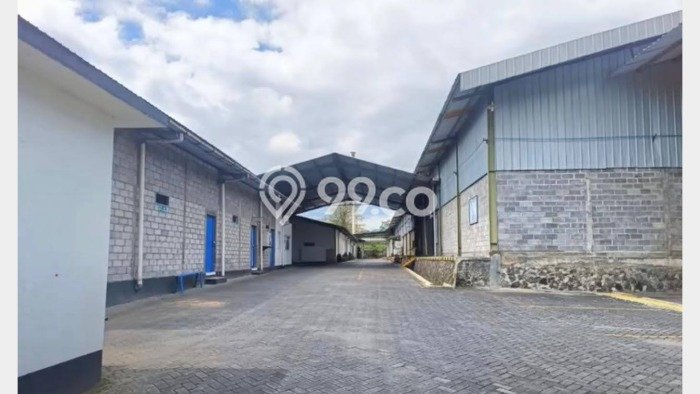 Pabrik Dijual di Salatiga LT 25603m2 & LB 13018m2 Lokasi Terbaik! Pabrik Dijual di Salatiga LT 25603m2 & LB 13018m2 Lokasi Terbaik!