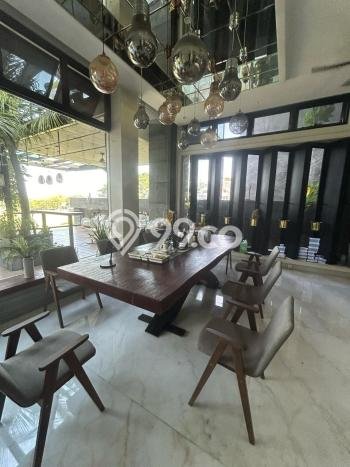 Rumah Luxury Modern Siap Huni di Citraland Surabaya Rumah Luxury Modern Siap Huni di Citraland Surabaya